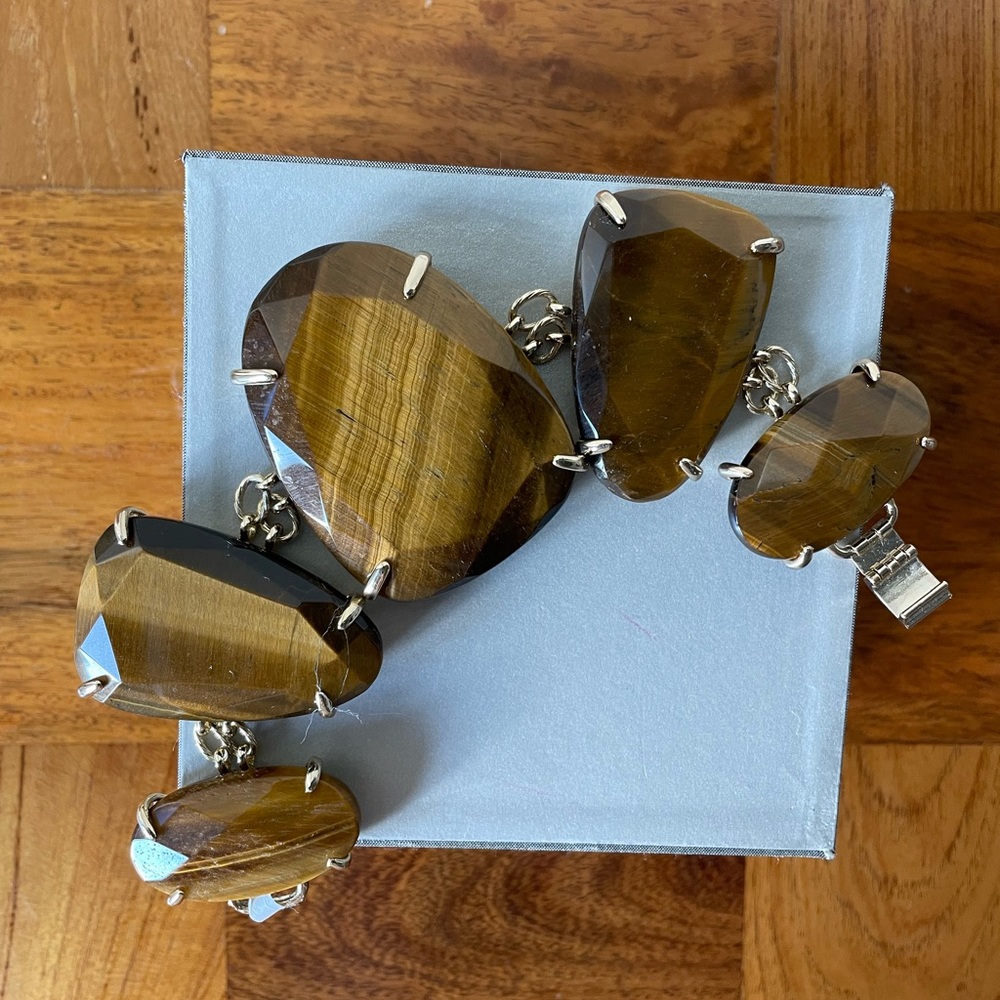 Kendra Scott Harlow 5-Station Faceted Tigers Eye Gemstones in Gold Bracelet - Picture 5 of 7